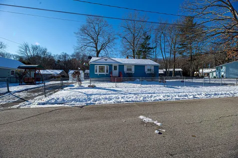 1 Berkshire Lane Dover NH 03820