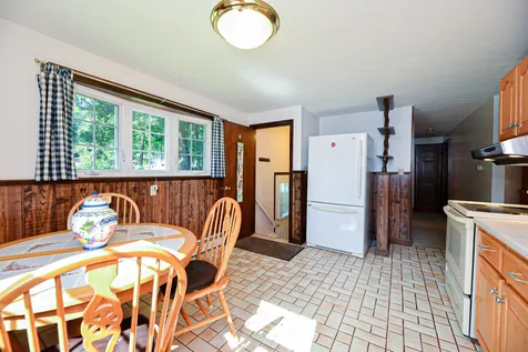 1 Berkshire Lane Dover NH 03820