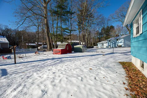 1 Berkshire Lane Dover NH 03820