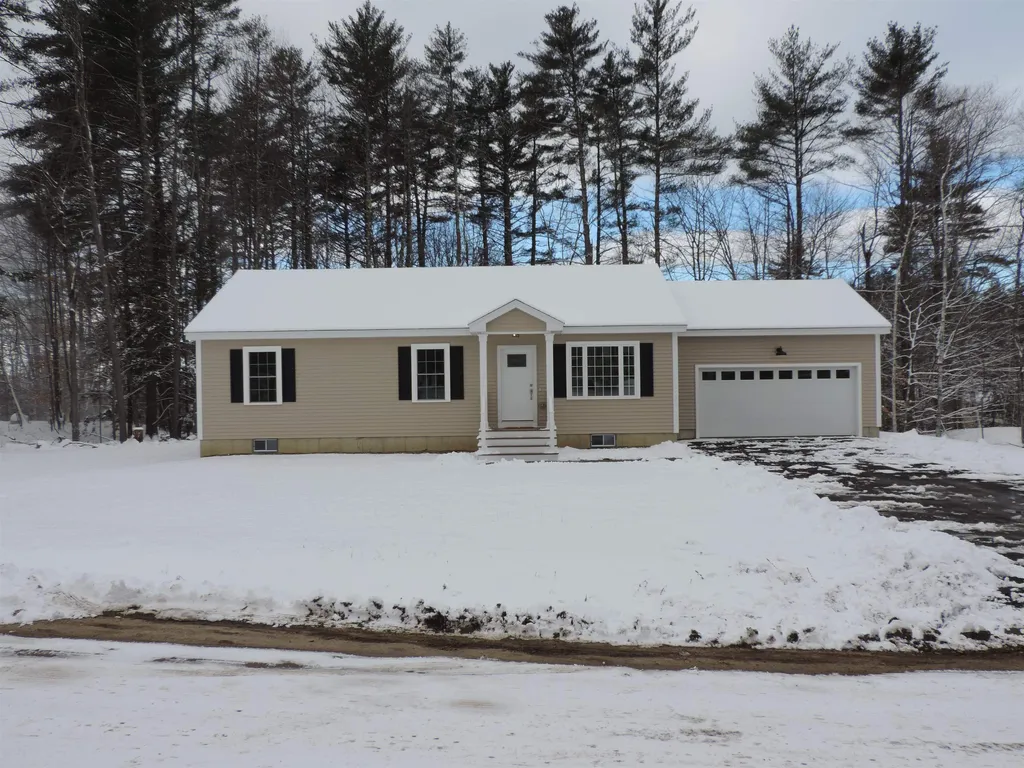 112 Winwood Drive Barnstead NH 03225