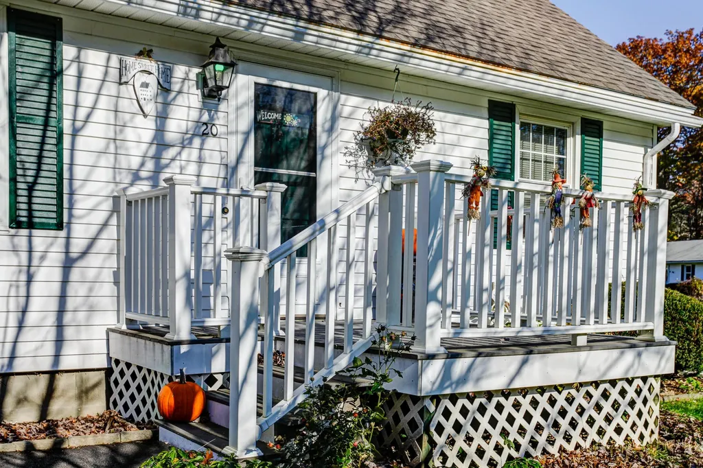 20 Meadow Drive Springfield VT 05156
