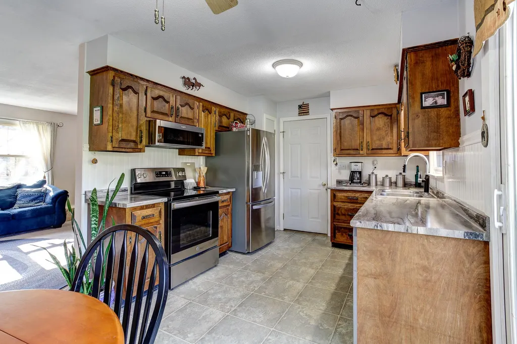 20 Meadow Drive Springfield VT 05156