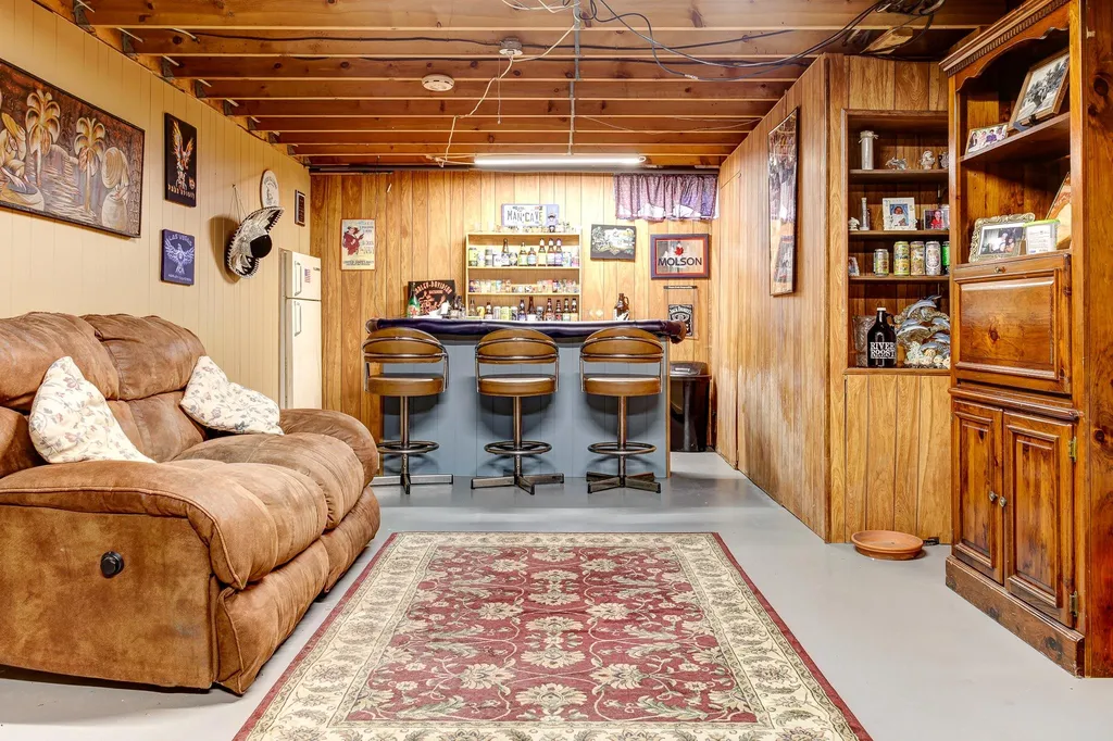 20 Meadow Drive Springfield VT 05156