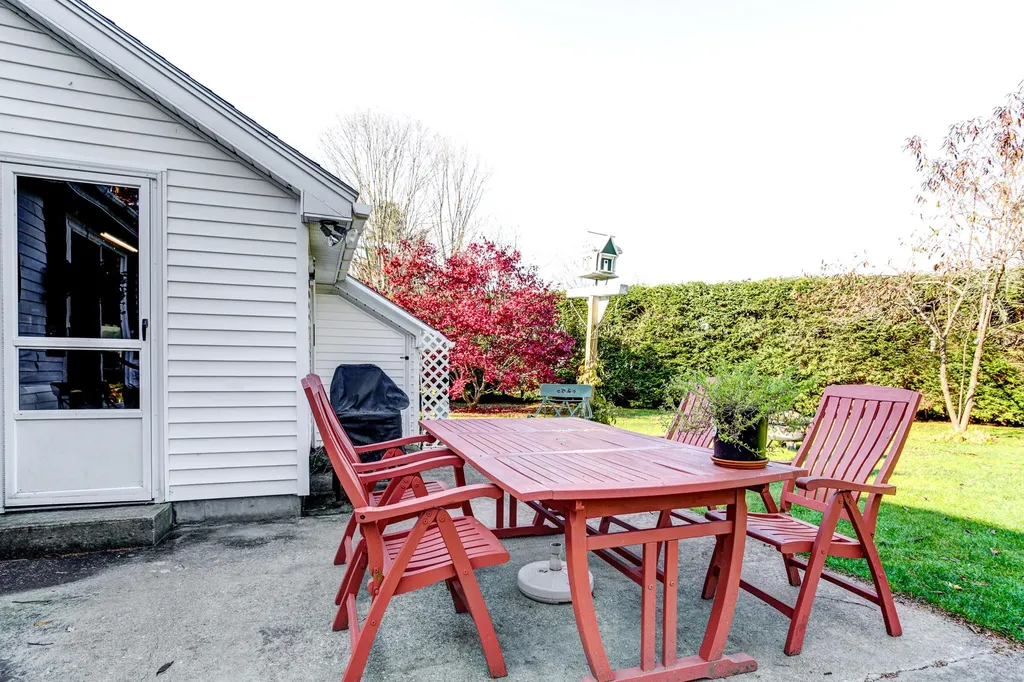 20 Meadow Drive Springfield VT 05156