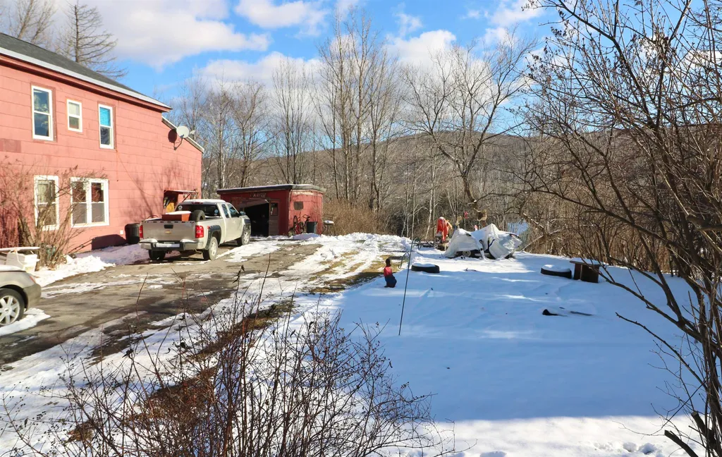 744 Western Avenue Berlin NH 03570