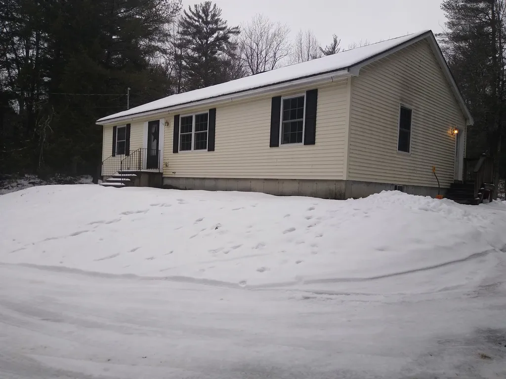 73 White Birch Lane Farmington NH 03835