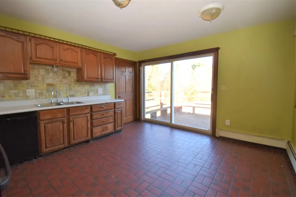 21 Pine Road Brentwood NH 03833