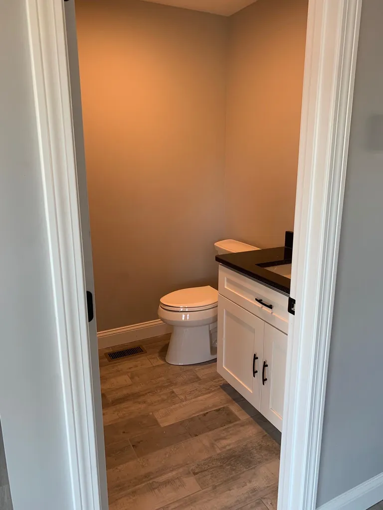 3 Opal Way Nashua NH 03064
