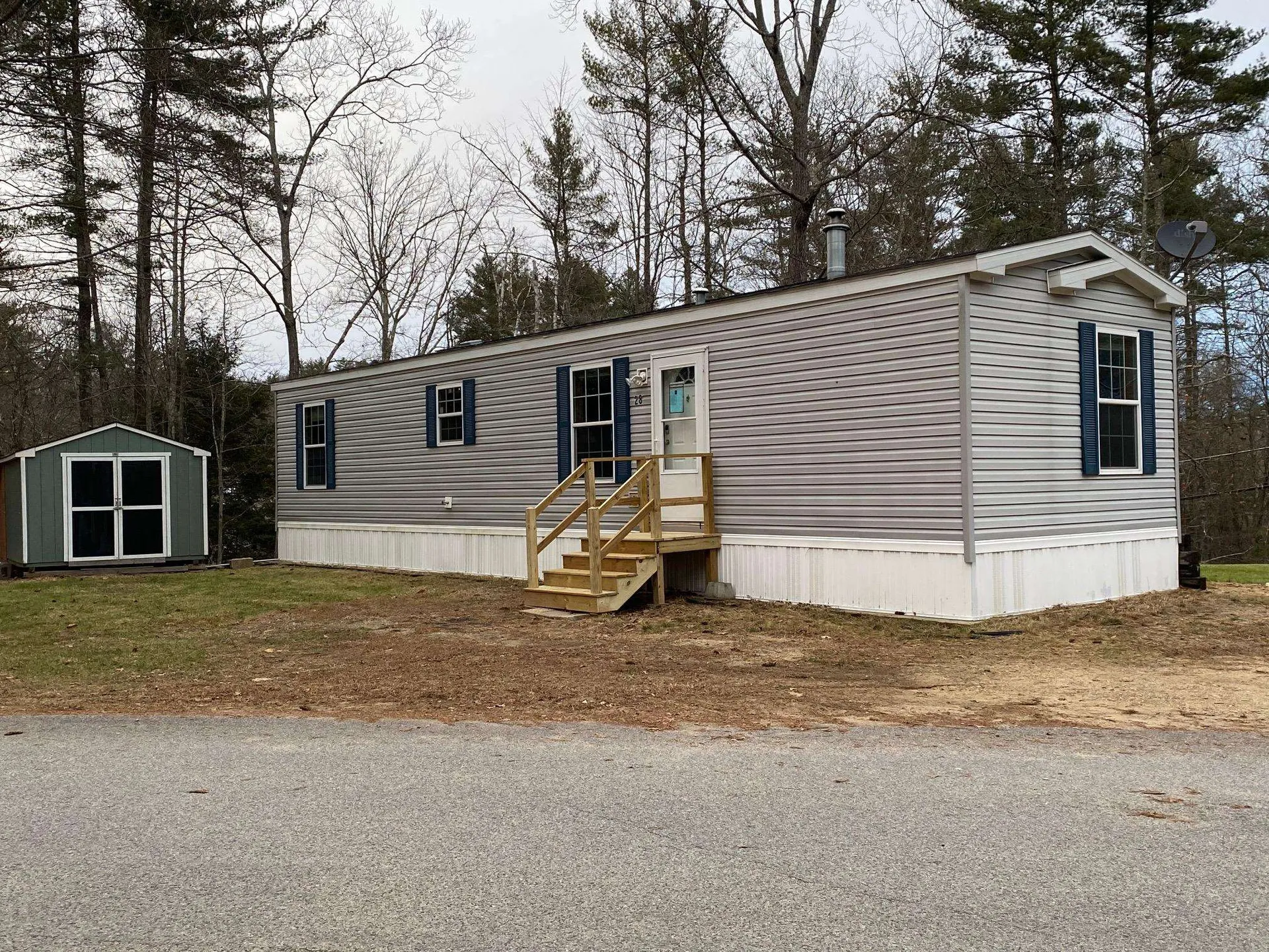 28 Roberts Road Barrington NH 03825