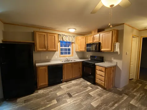 28 Roberts Road Barrington NH 03825
