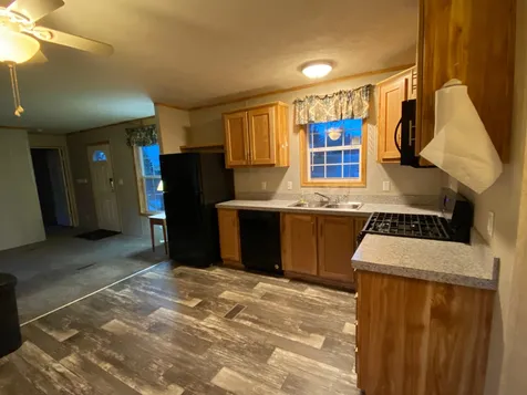 28 Roberts Road Barrington NH 03825