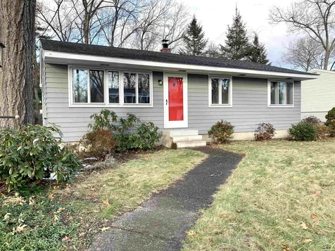 20 Sherwood Drive Manchester NH 03103