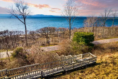 15 Northshore Drive Burlington VT 05408
