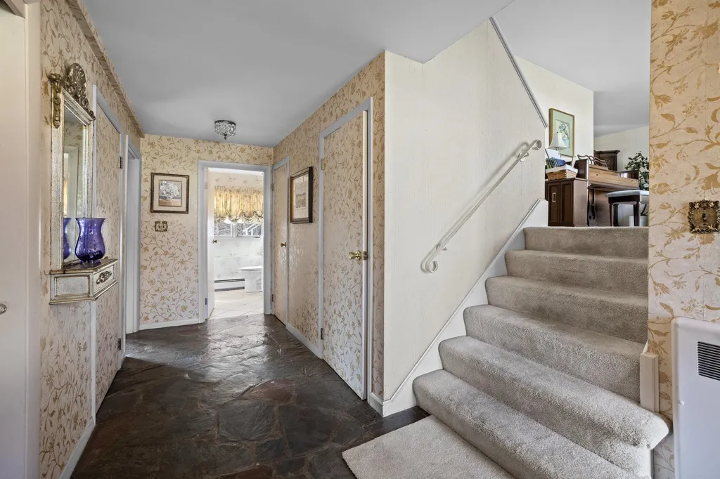 27 Hampshire Road Portsmouth NH 03801