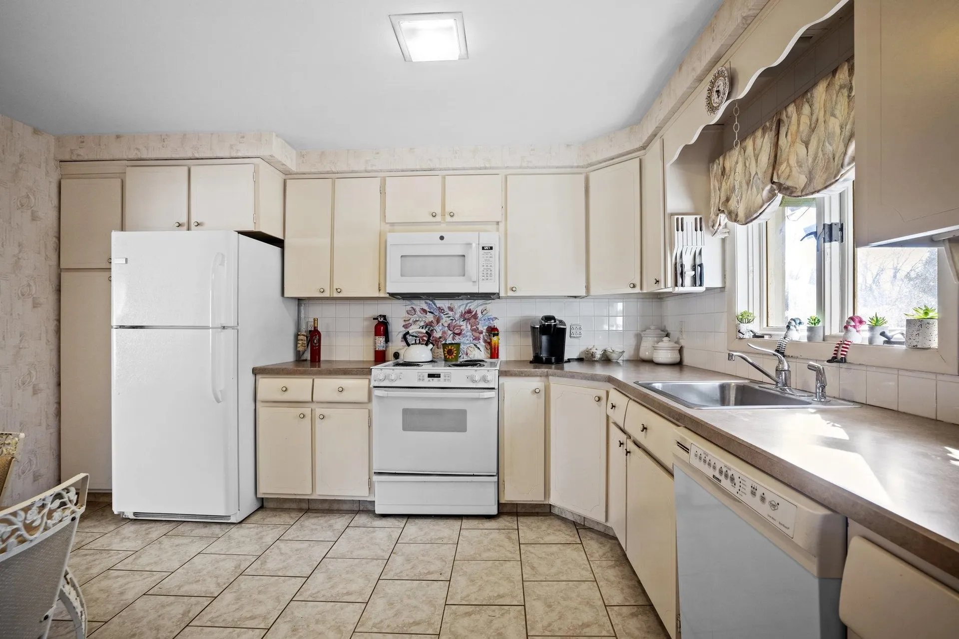 27 Hampshire Road Portsmouth NH 03801