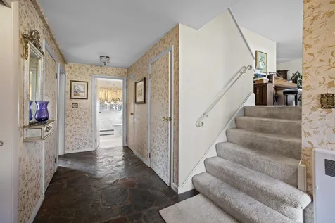 27 Hampshire Road Portsmouth NH 03801