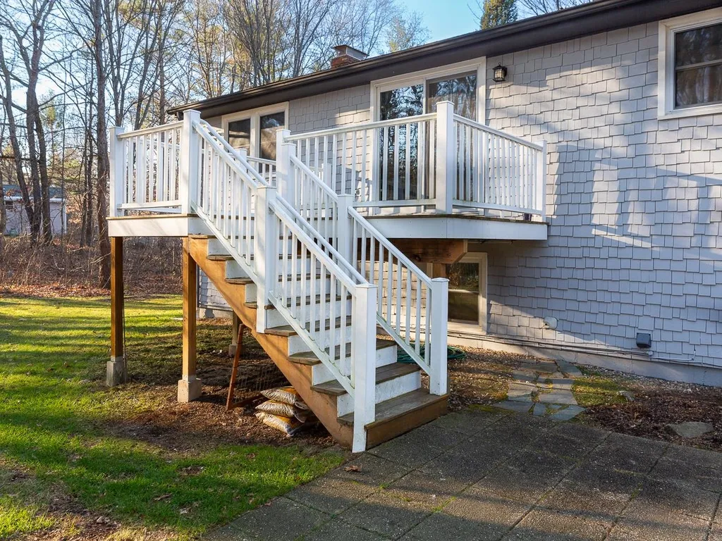 4 Ambler Way Durham NH 03824
