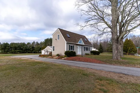 44 Tebbetts Road Rochester NH 03867