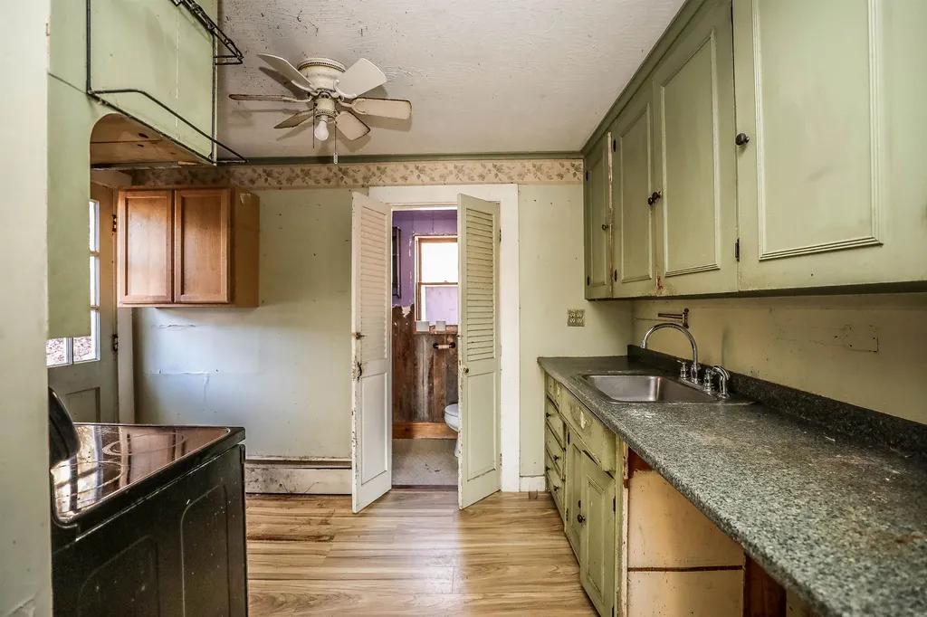 9e Cabana Drive Peterborough NH 03458