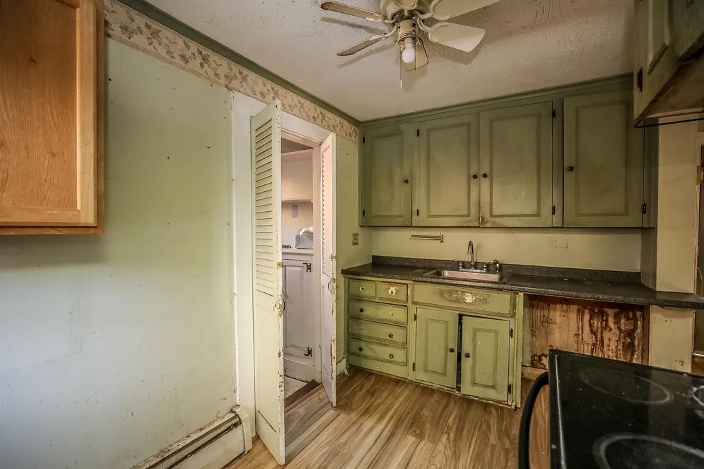 9e Cabana Drive Peterborough NH 03458