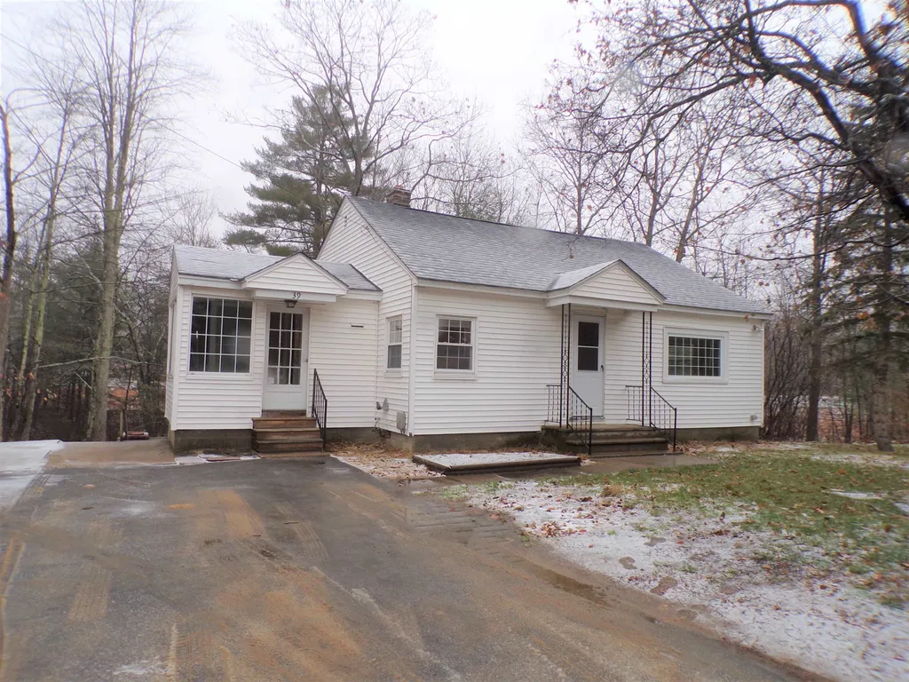 39 Cooper Street Loudon NH 03307
