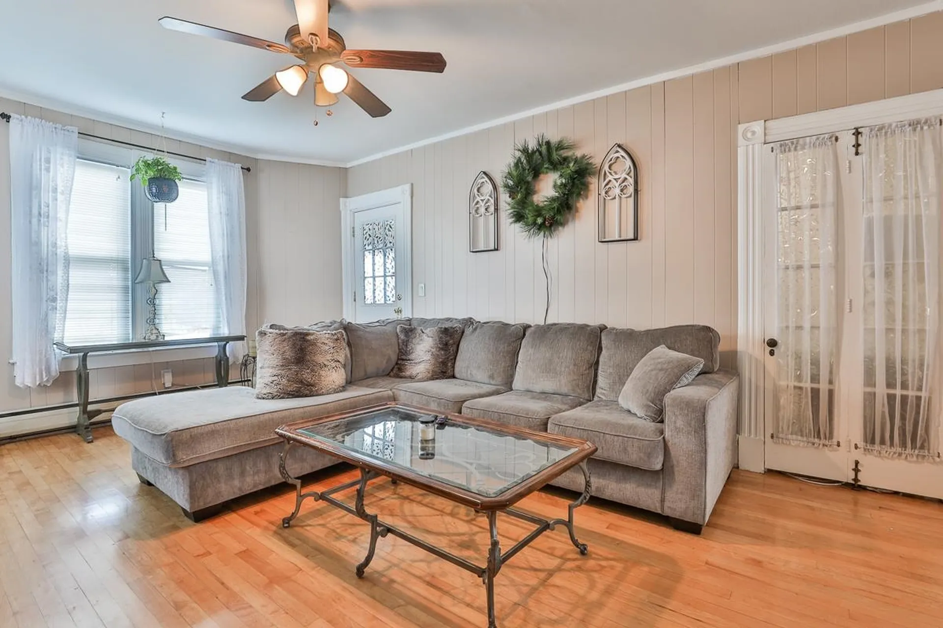 79 Whitney Street Nashua NH 03064