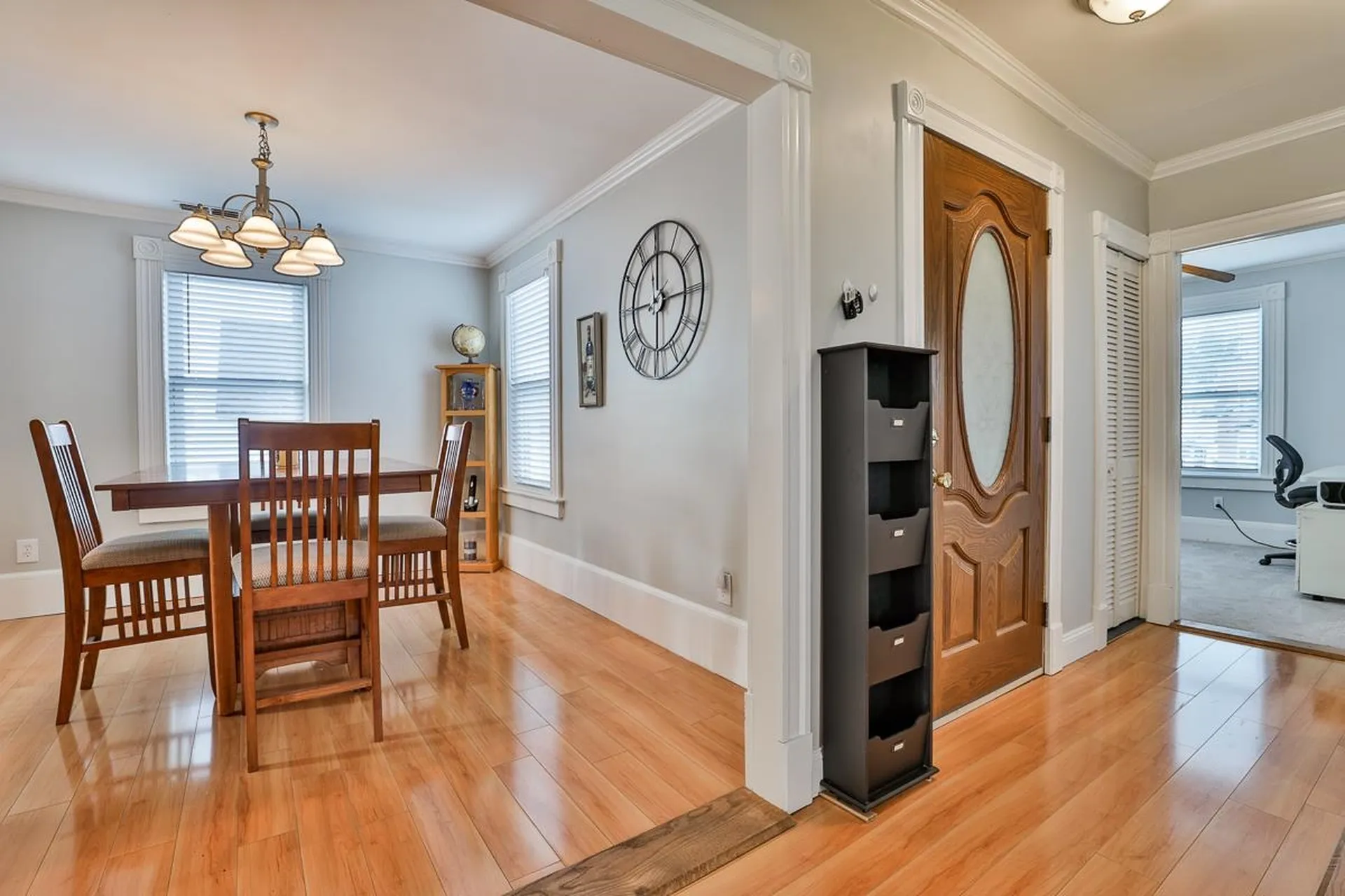79 Whitney Street Nashua NH 03064