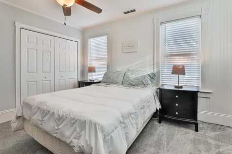 79 Whitney Street Nashua NH 03064