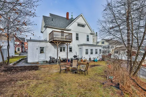79 Whitney Street Nashua NH 03064