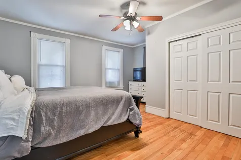 79 Whitney Street Nashua NH 03064