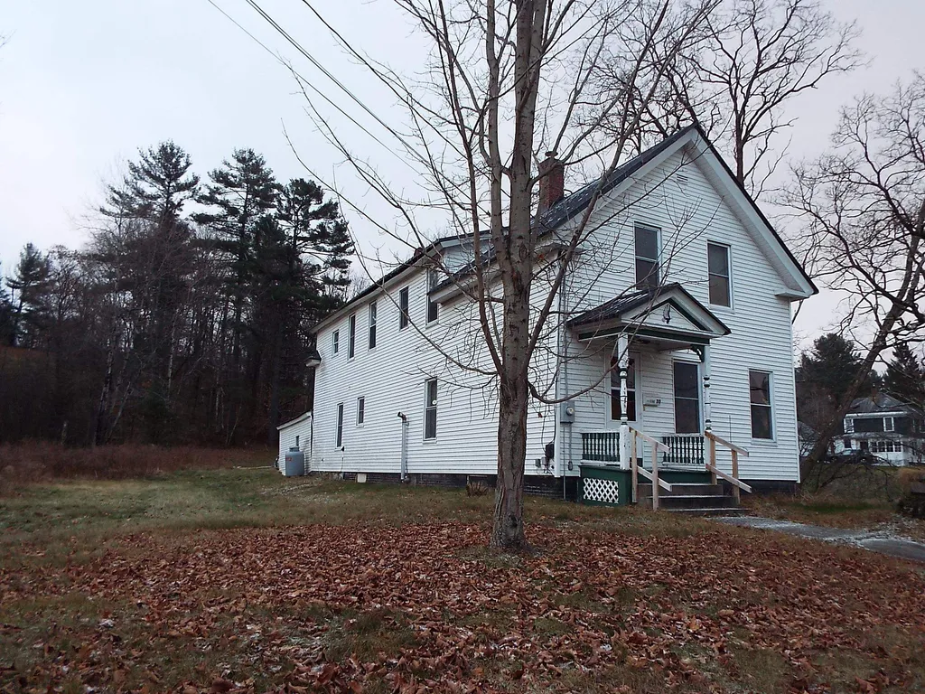 30 Highland Avenue Littleton NH 03561