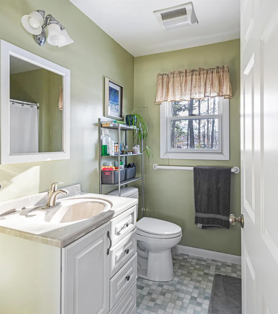 13 Hanover Street South Burlington VT 05403