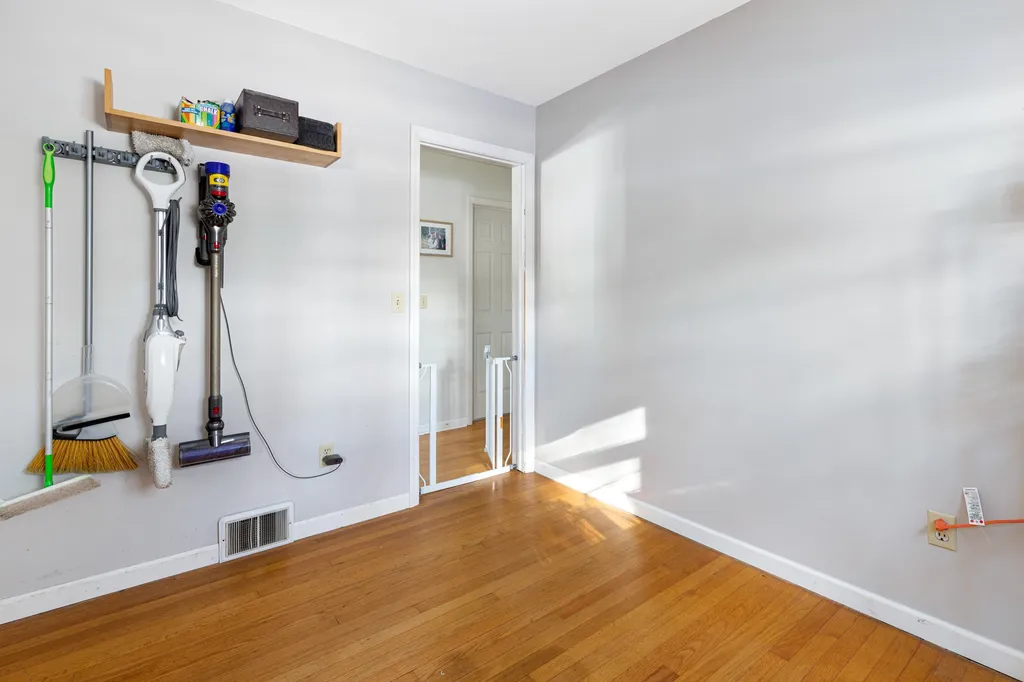 13 Hanover Street South Burlington VT 05403