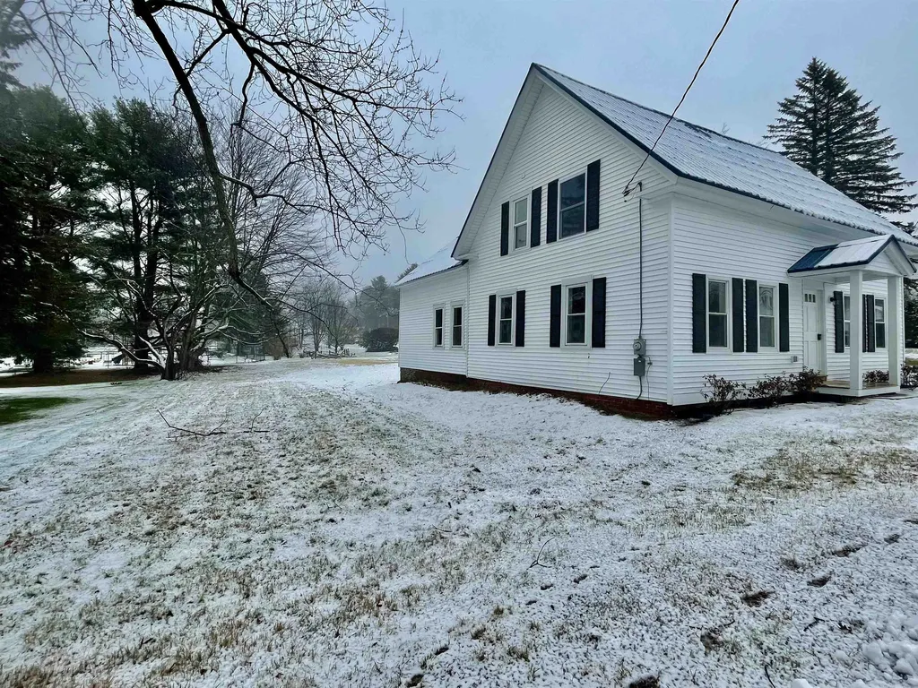 15 School Street Belmont NH 03220