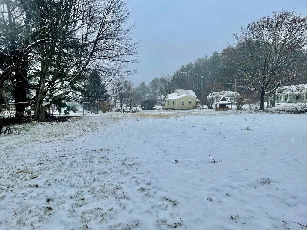 15 School Street Belmont NH 03220