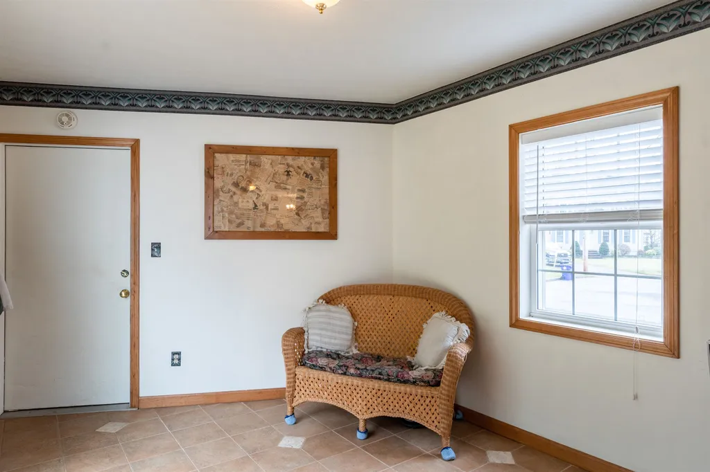 15 Tamarack Court Manchester NH 03103