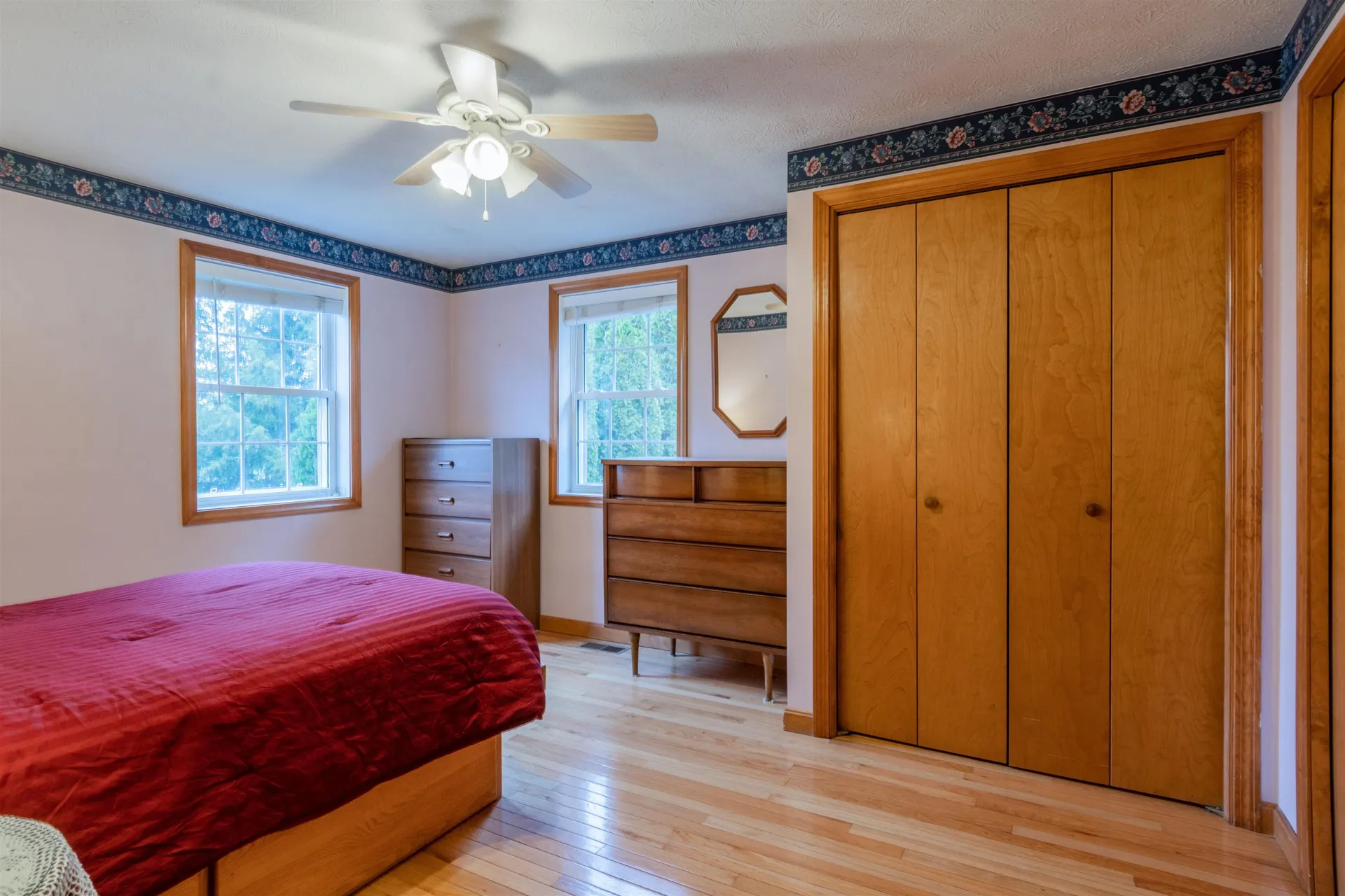 15 Tamarack Court Manchester NH 03103