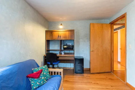 15 Tamarack Court Manchester NH 03103