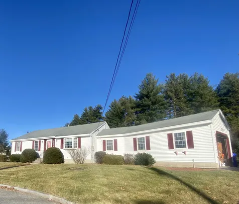 15 Tamarack Court Manchester NH 03103