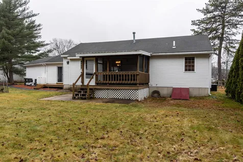 15 Tamarack Court Manchester NH 03103