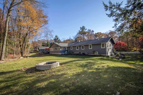 7 Gordon Drive Londonderry NH 03053