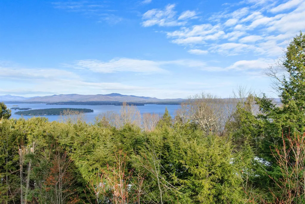 167 Sagamore Road Gilford NH 03249