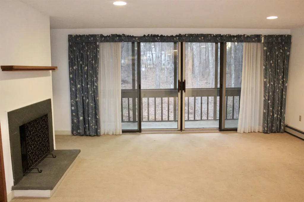 43 Brookside Drive Stratham NH 03885