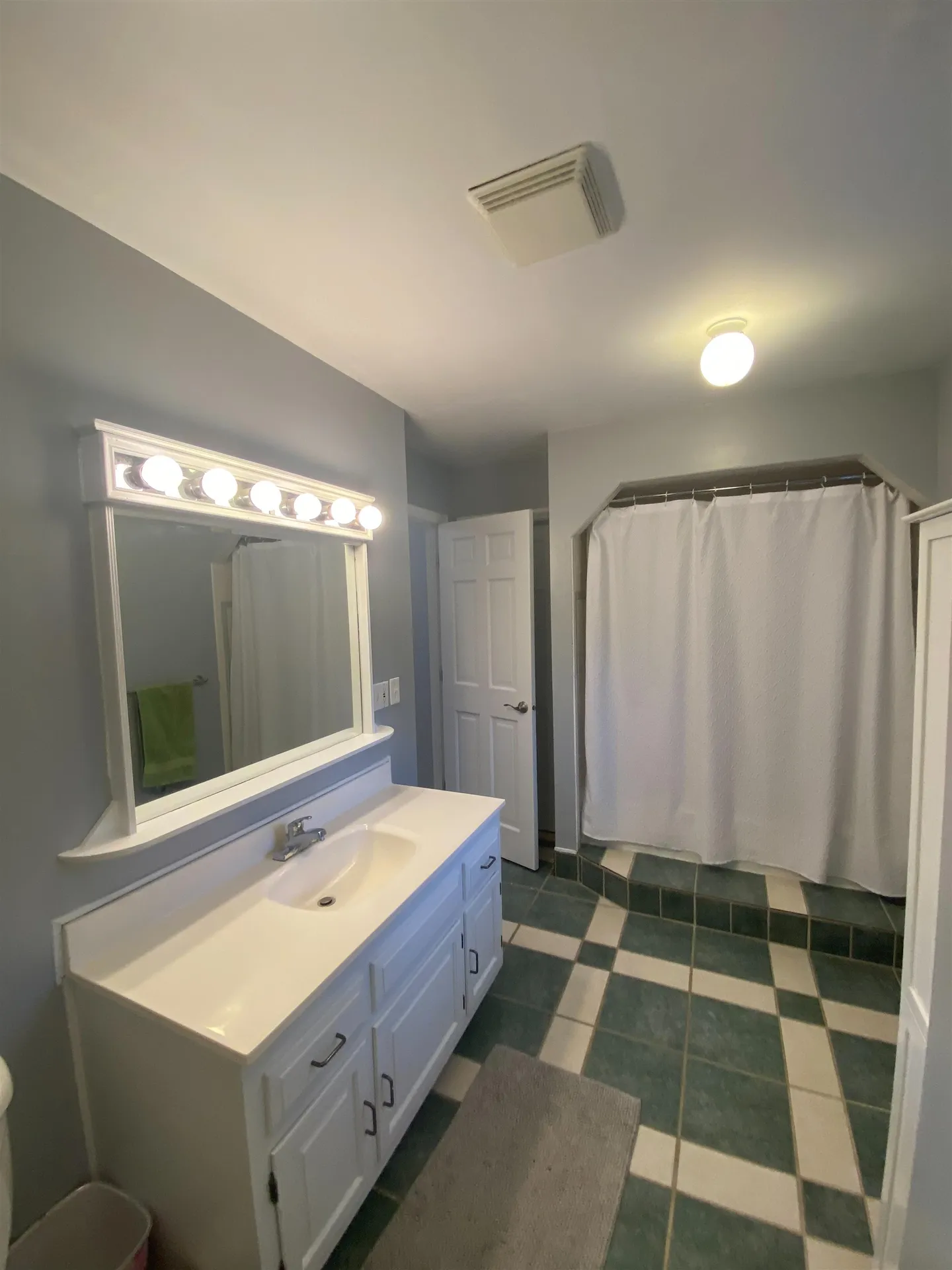 113 Old Sawmill Road Colchester VT 05446