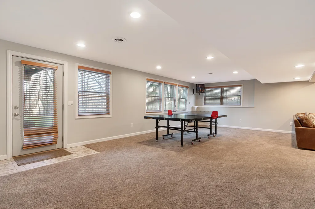 9 Sydney Drive Essex VT 05452