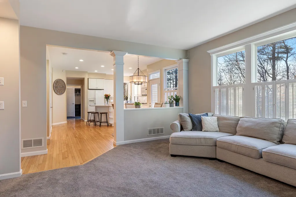 9 Sydney Drive Essex VT 05452