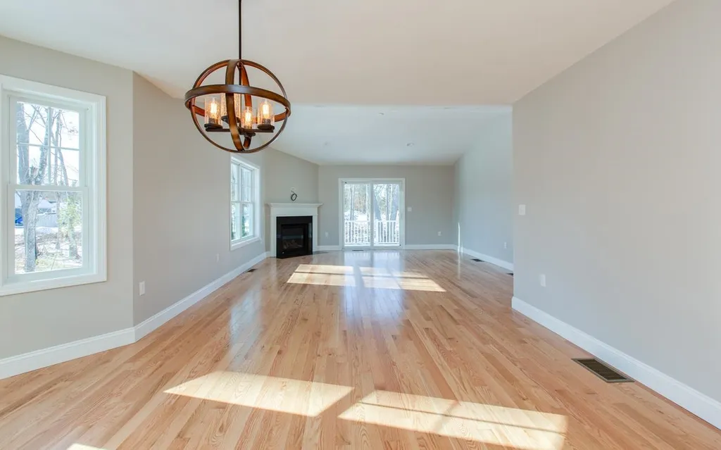 63 Abacoa Road Pelham NH 03076