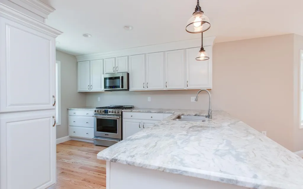 63 Abacoa Road Pelham NH 03076