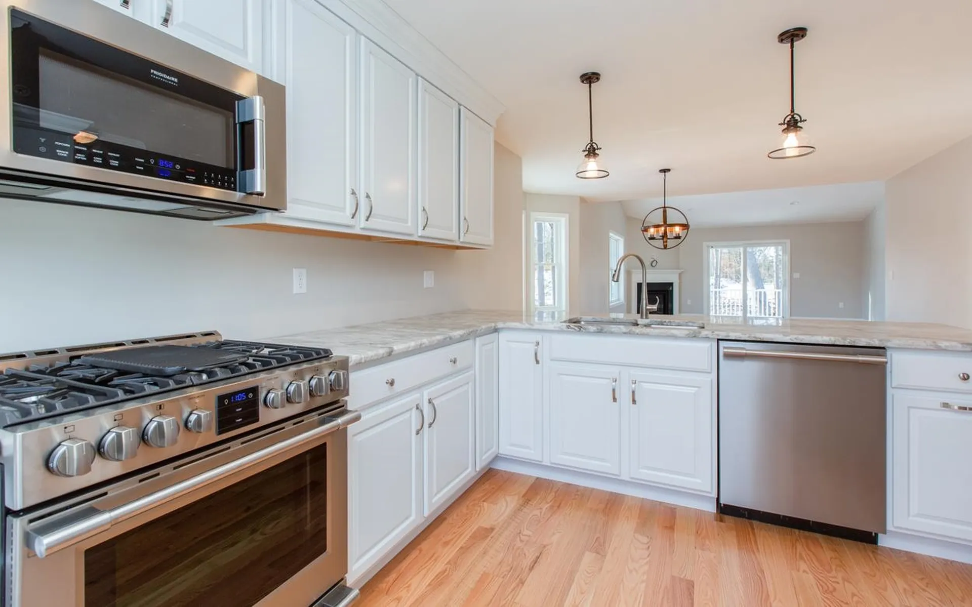 63 Abacoa Road Pelham NH 03076