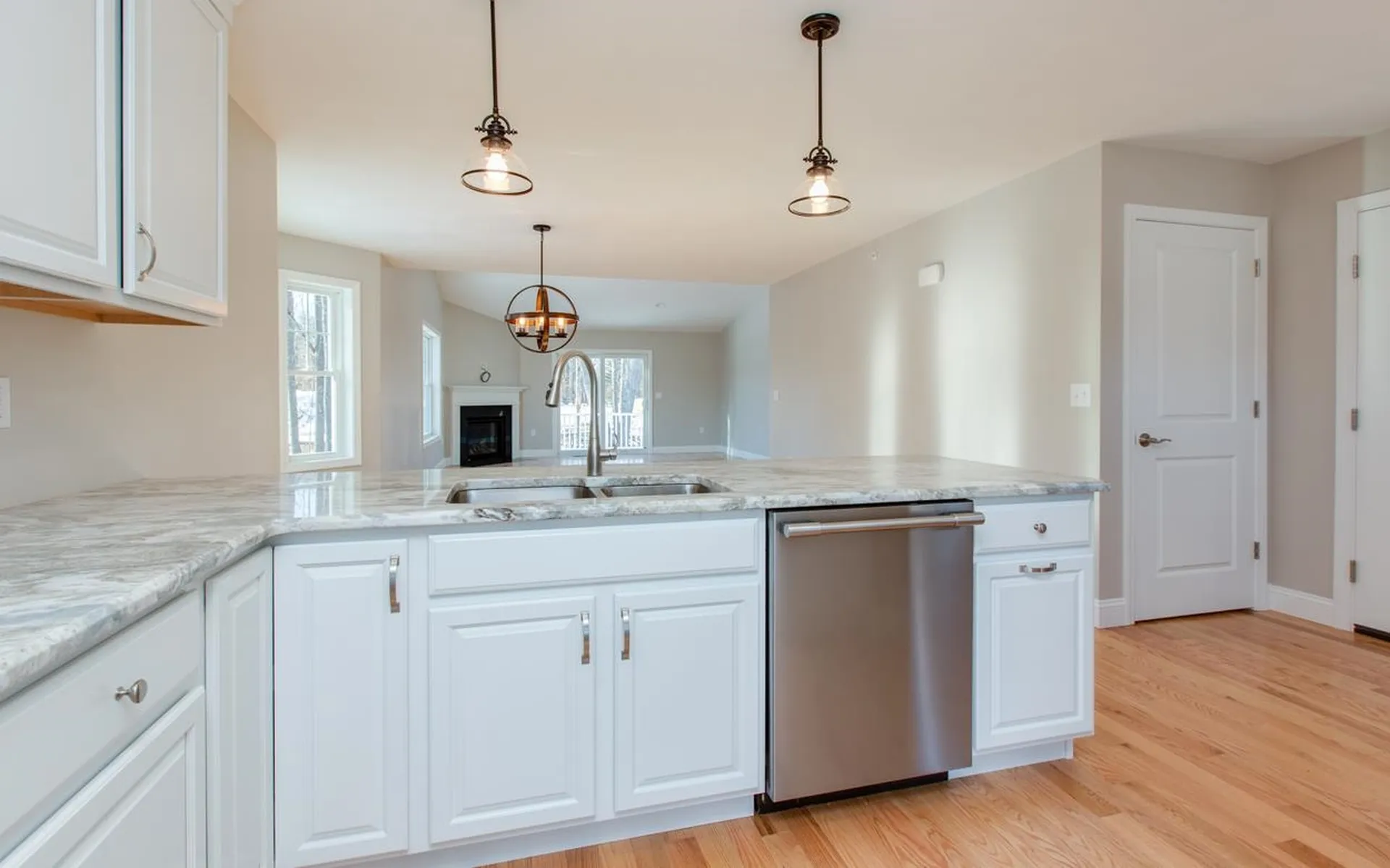 63 Abacoa Road Pelham NH 03076